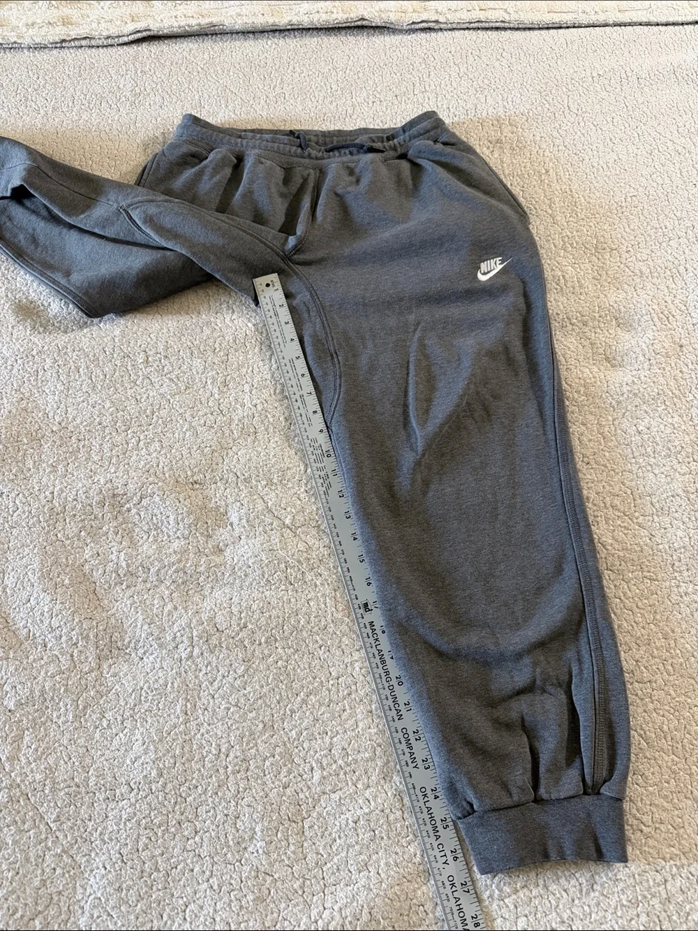 Nike Gray Men's Jogger Sweatpants Large